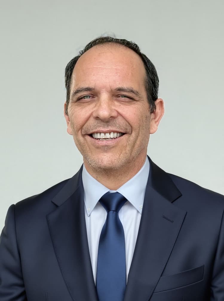 Diego Fernández Macouzet